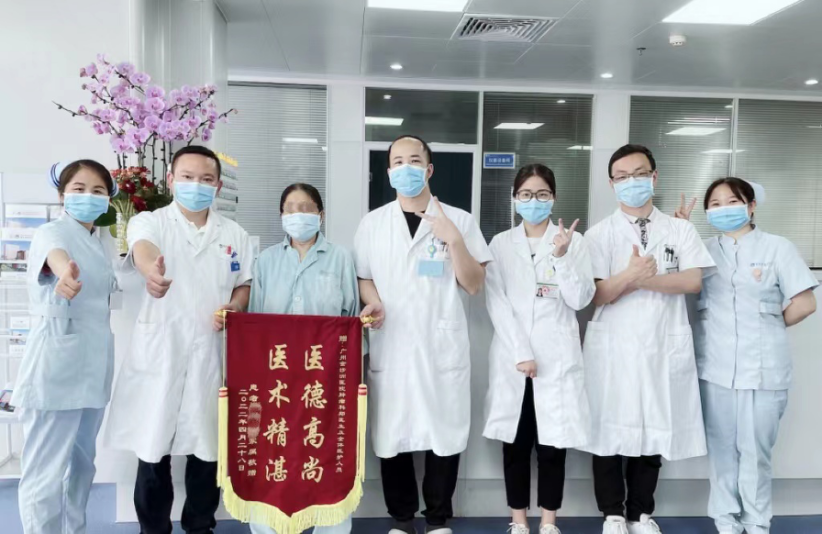 用愛(ài)譜寫真情,用心呵護生(shēng)命 用愛(ài)譜寫真情,用心呵護生(shēng)命